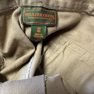 New Boulder Greek Size 60 Big Tan Cargo Shorts